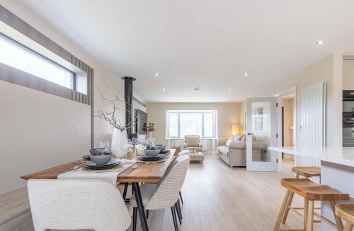 Templepatrick House | Luxury House in Templepatrick I Big Garden I Near Airport & Belfast