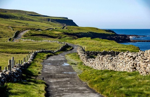 Ballinderreen House | Luxury Wild Atlantic Way Chalet!