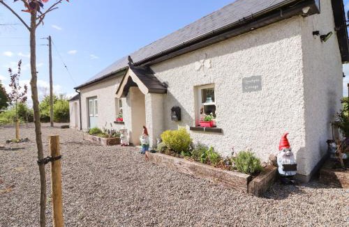 Bruff House | Lynchpin Cottage