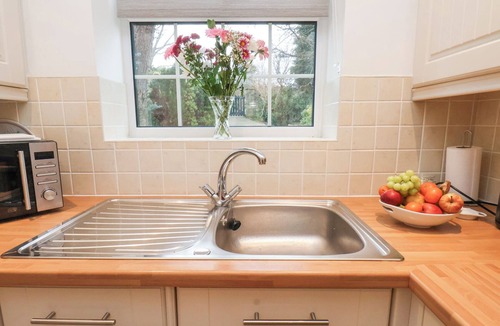 Scarborough Cottage | MEADOW COTTAGE, pet friendly, with a garden in Cloughton