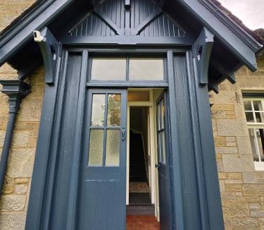 Newton House | Midhope Castle Cottages