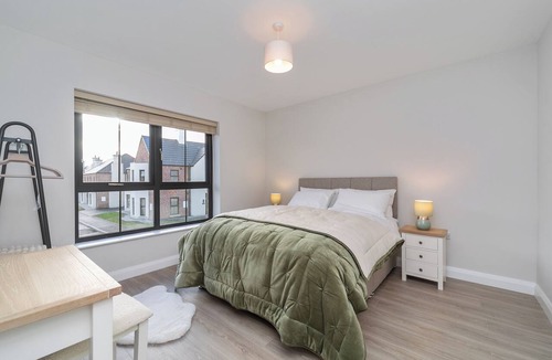 Newry House | Modern Entire Home Retreat in Newry