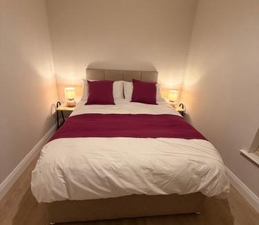 Newry House | Modern Entire Home steps from the Train Station