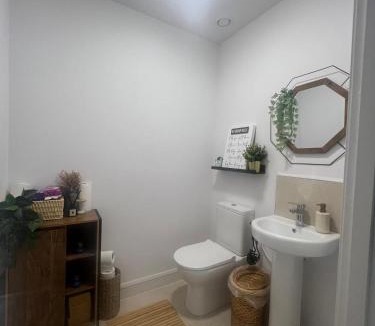 Tyrrelstown Bed & Breakfast | Modern House in Dublin15, Great Location Near Dublin Airport