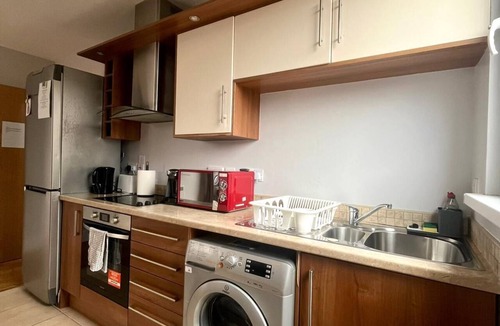 Brockley Apartment | Modern spacious apartment, direct access to London Bridge and central London