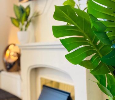 Abercwmboi House | Mount Pleasant Retreat