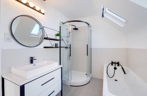 Haringey House | N10 Alexandra Park 48 - Stunning Edwardian 6-Bedroom Family Home in Muswell Hill
