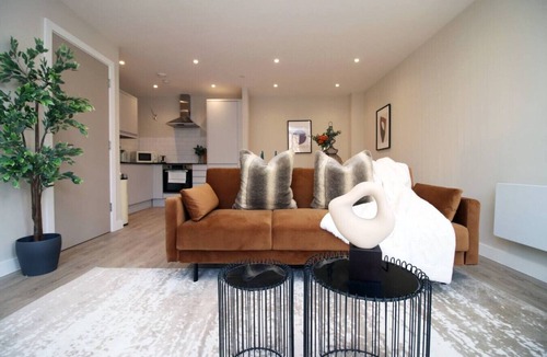 Butetown Apartment | NEW! 2BR Home in City Centre with Private Balcony