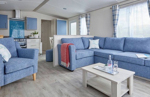 Milford on Sea House | New in 2020 - 12ft wide caravan with one double, two twin.