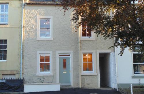 Newburgh House | Newburgh C Listed Townhouse