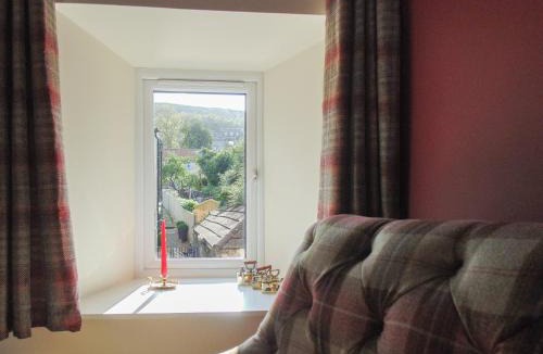 Newburgh House | Newburgh C Listed Townhouse