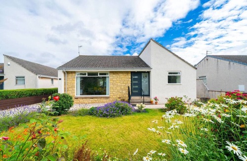 Glenisla Ski Chalet | Newhall Gardens - Botanical Bliss