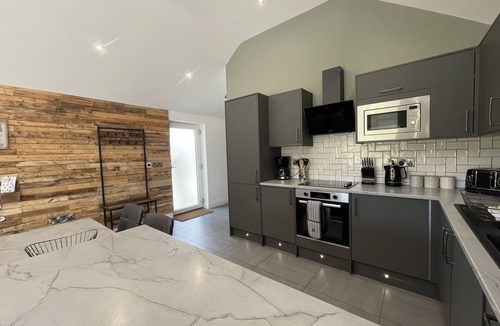 Tenby Cottage | Oak Cottage