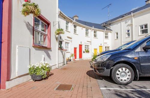 Bundoran House | Ocean View - 2 Bedroom Townhouse