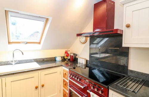Drewsteignton Cottage | OLD CHAPEL, pet friendly, country holiday cottage in Drewsteignton