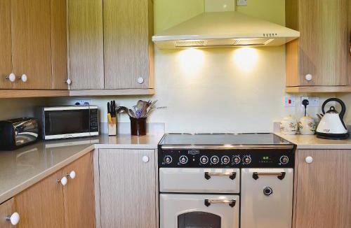 Warminster House | Oldfield