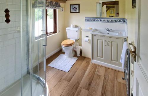 Warminster House | Oldfield