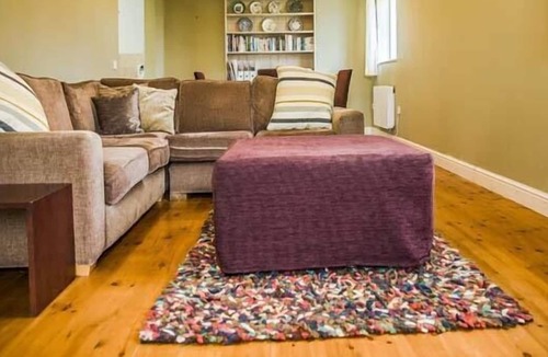 Stanton Drew Apartment | OOLITIC SPRINGS, with a garden in Dundry