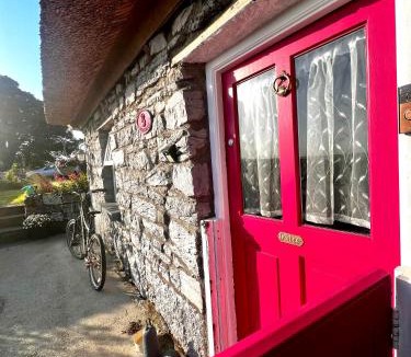 Ballyvaughan House | Oranuisce Thatch Cottage Ballyvaughan