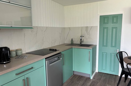Camber Ski Chalet | Our cosy chalet is just a 5-minute stroll from the golden sands of Camber Beach.