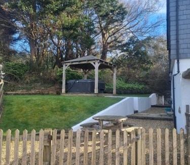 Saltash House | Owl Barn