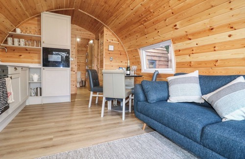Melbourne Cottage | Park View Lodge
