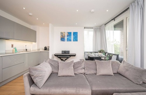 Copers Cope Apartment | Pass the Keys | 2 Bed Beckenham apartment w/24h Gym and Work Hub