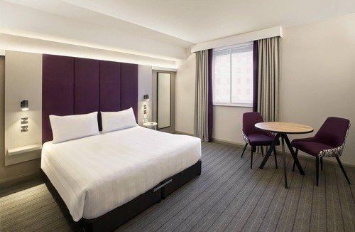 Chessington Hotel | Premier Inn Chessington
