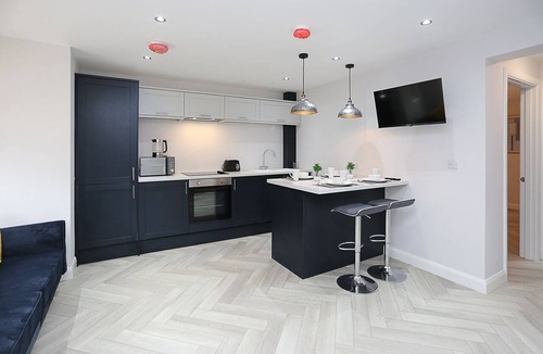Belfast Apartment | Premium-Apartment-Private Bathroom-City View