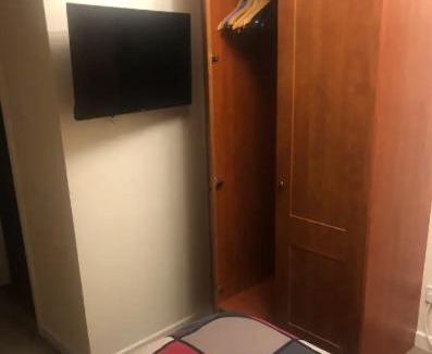 Clontarf House | Private comfortable bedroom with ensuite