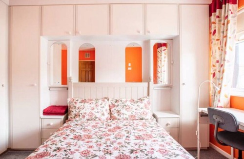 Dublin Bed & Breakfast | Private double room in Kilnamanagh Dublin 24