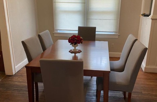 Indianapolis Apartment | Private downtown cottage