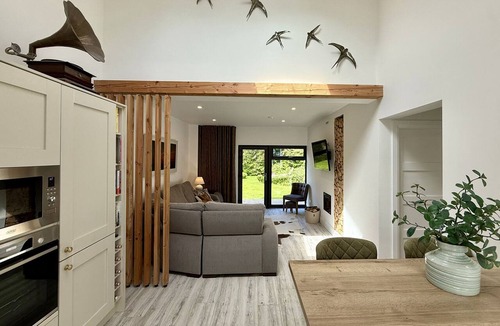Roscoe Cottage | Property 525 - Galway - sleeps 4 guests in 2 bedrooms