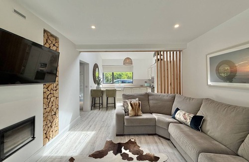 Roscoe Cottage | Property 525 - Galway - sleeps 4 guests in 2 bedrooms