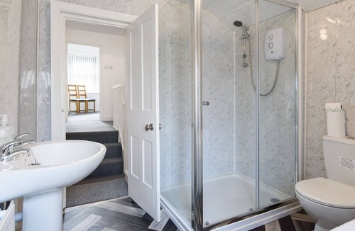 Newport Cottage | Railway Cottage
