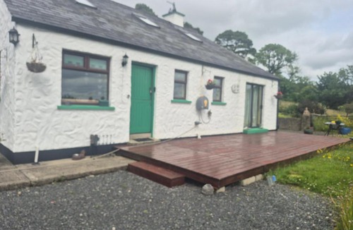 Dundalk House | Rainbow Cottage Glenmore