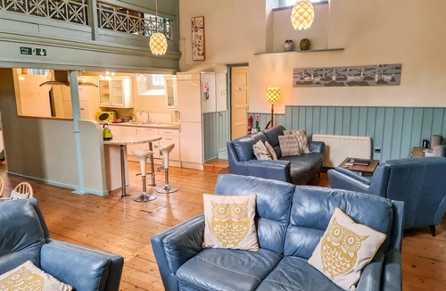Cinderford Cottage | RAINFOREST CHAPEL, family friendly, with a garden in Ruspidge