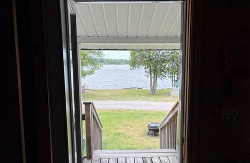Lavigne Cottage | Rainville Cedar Cottages 4