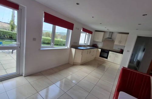 Londonderry Cottage | Raspberry Hill Cottage