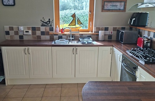 Killorglin House | Relax in a cosy coastal retreat in Co. Kerry
