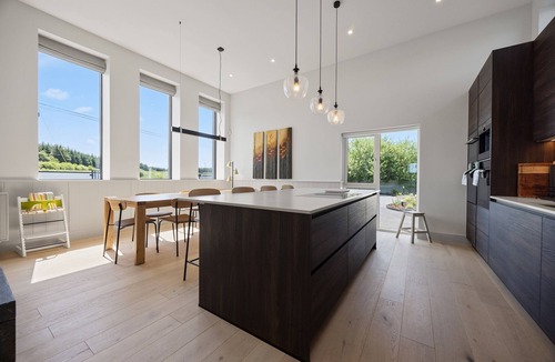 Shanavooneen House | Renovated Schoolhouse with full basketball court
