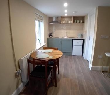 Cadamstown House | River View at Silver River