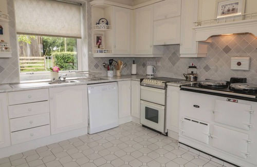 Omagh Cottage | RIVERDENE, pet friendly, with open fire in Mountjoy