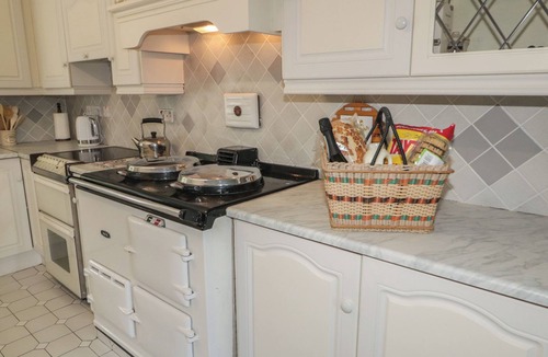 Omagh Cottage | RIVERDENE, pet friendly, with open fire in Mountjoy