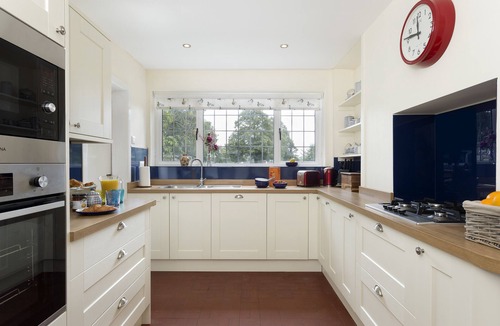 Bidford-on-Avon House | Riverside House, Bidford-on-Avon, Stratford-upon-Avon