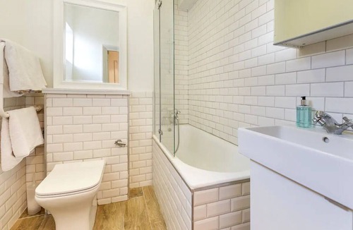Campden Apartment | Rooftop Views in Notting Hill Gate