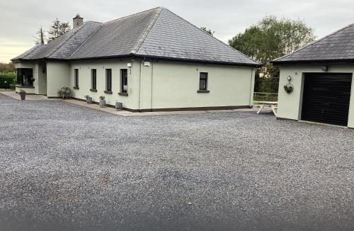Mullingar House | Room to rent