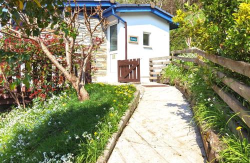 Saint Gennys House | Rusey Cottage at Crackington Haven, near Bude and Boscastle, Cornwall