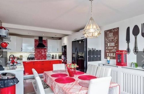 Belfast House | Scenic 3BR Retreat with Countryside Views