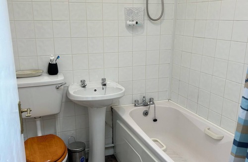 Bray Cottage | Seafront Traditional Cottage